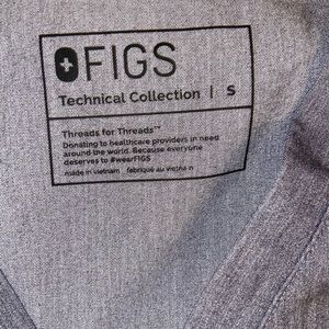 Figs scrub top and bottoms both  size small.Bottoms are yola high waisted fit.